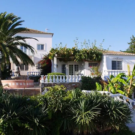 Rural Quinta Das Barradas Farm stay *